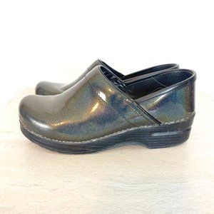 Dansko Women's Professional Waterproof Slip On Shoes Size 38
